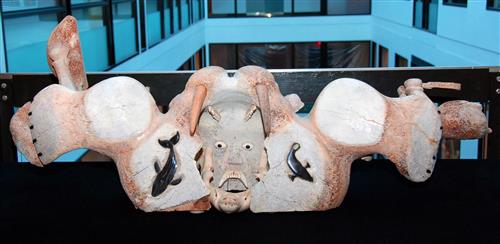 Canada donates Inuit artworks to Museum 